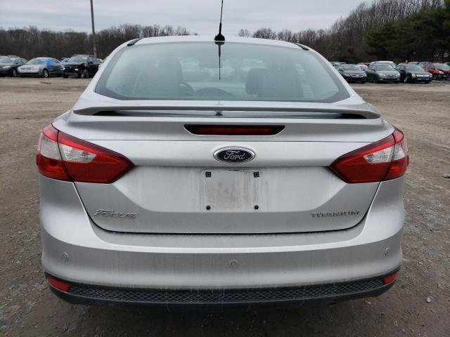 Photo 5 VIN: 1FAHP3J21CL269911 - FORD FOCUS 