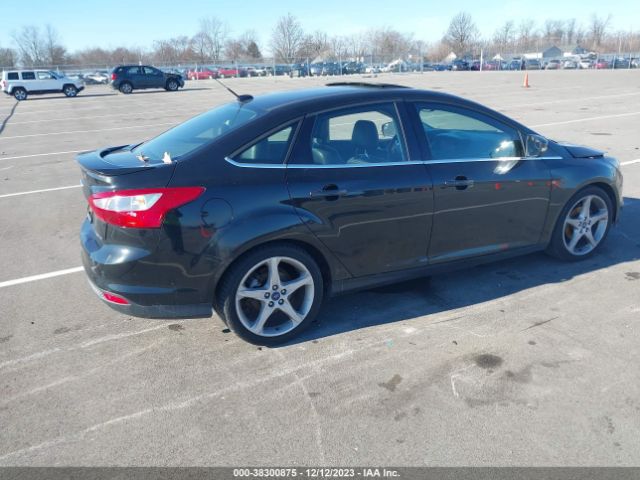 Photo 3 VIN: 1FAHP3J23CL127527 - FORD FOCUS 