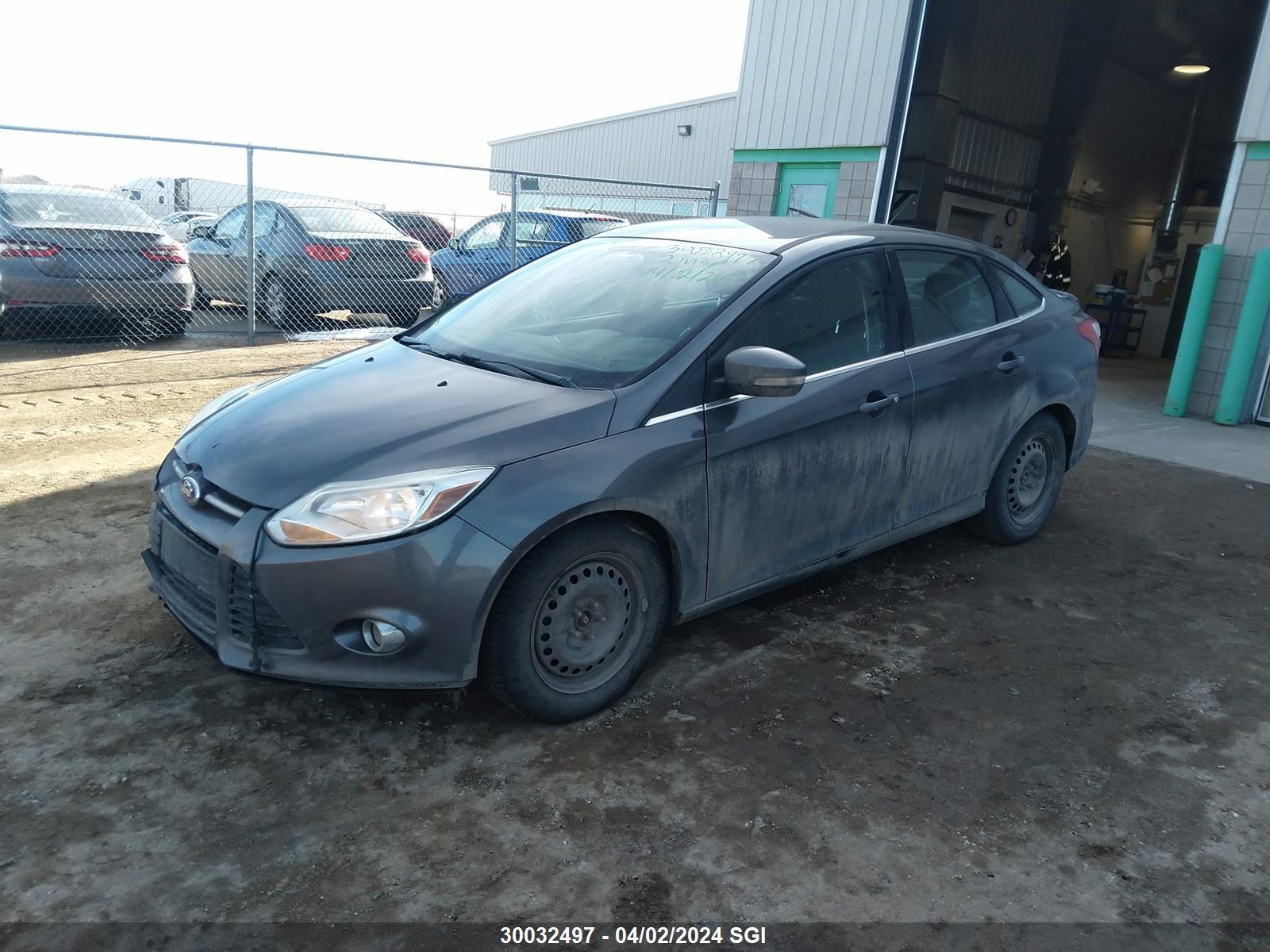 Photo 1 VIN: 1FAHP3J24CL158396 - FORD FOCUS 