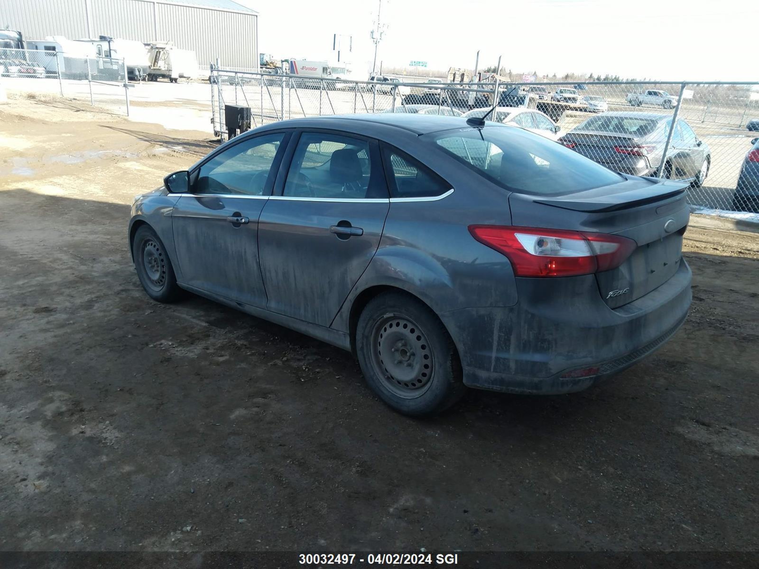 Photo 2 VIN: 1FAHP3J24CL158396 - FORD FOCUS 