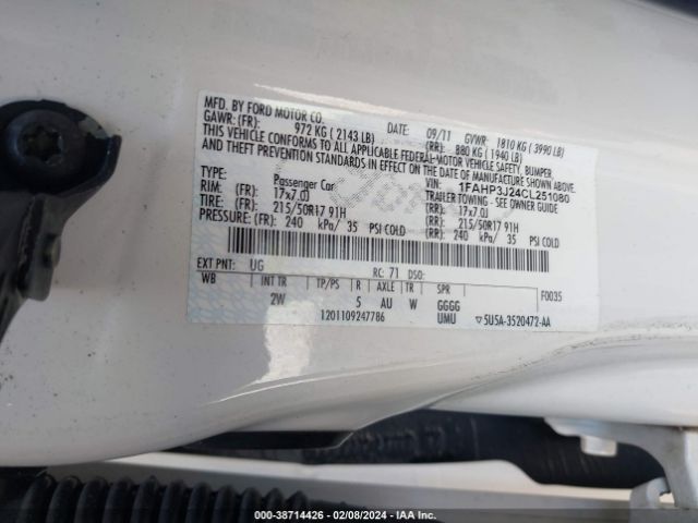 Photo 8 VIN: 1FAHP3J24CL251080 - FORD FOCUS 