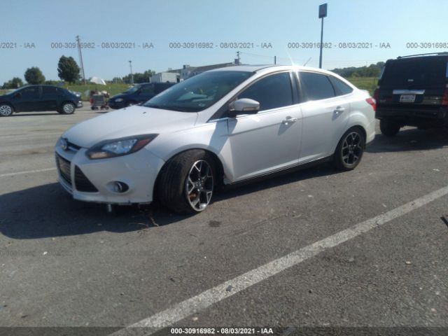 Photo 1 VIN: 1FAHP3J25CL450896 - FORD FOCUS 