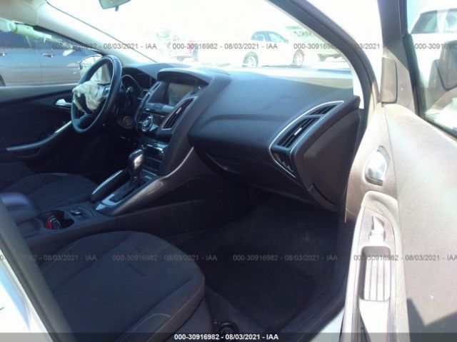 Photo 4 VIN: 1FAHP3J25CL450896 - FORD FOCUS 