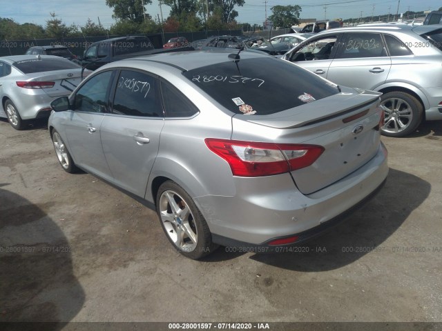 Photo 2 VIN: 1FAHP3J27CL189030 - FORD FOCUS 