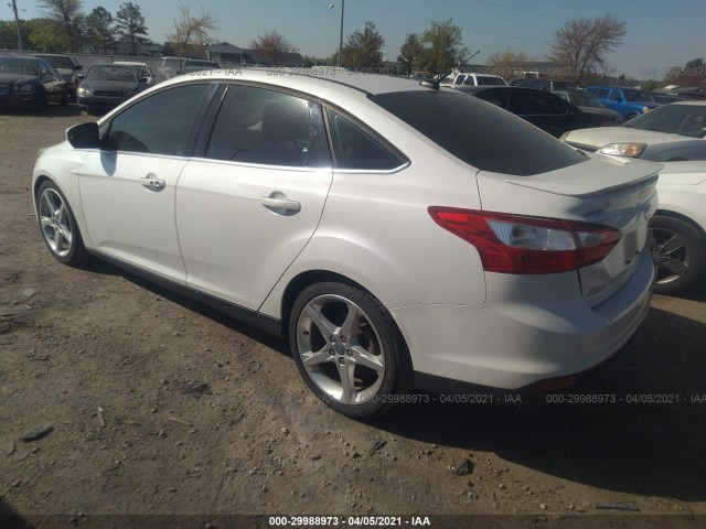 Photo 2 VIN: 1FAHP3J27CL231244 - FORD FOCUS 