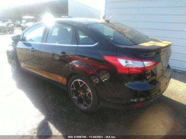 Photo 2 VIN: 1FAHP3J28CL399300 - FORD FOCUS 