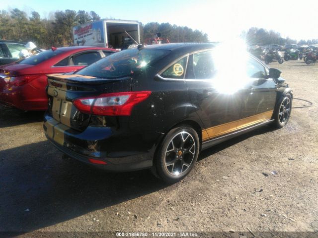 Photo 3 VIN: 1FAHP3J28CL399300 - FORD FOCUS 