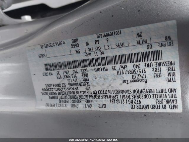 Photo 8 VIN: 1FAHP3J29CL229009 - FORD FOCUS 