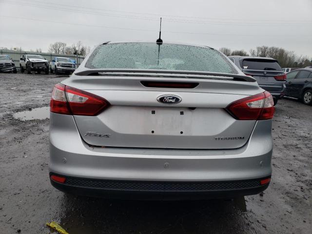 Photo 5 VIN: 1FAHP3J29CL468723 - FORD FOCUS 