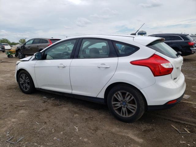 Photo 1 VIN: 1FAHP3K20CL122462 - FORD FOCUS SE 