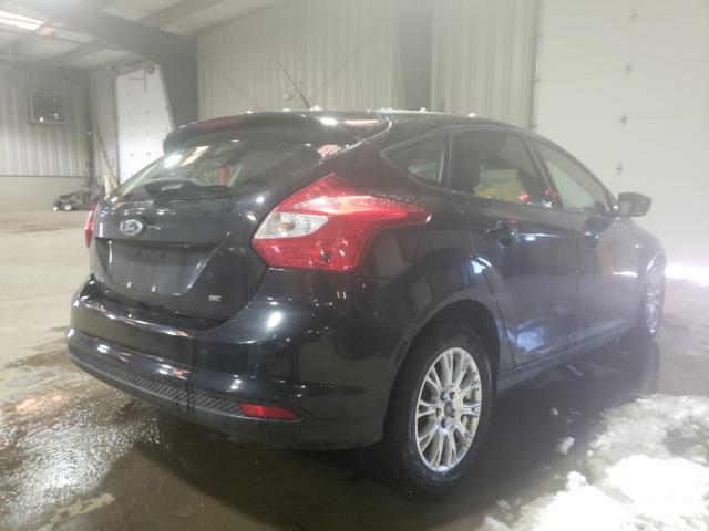 Photo 3 VIN: 1FAHP3K20CL132716 - FORD FOCUS SE 