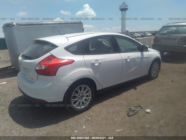 Photo 1 VIN: 1FAHP3K20CL168938 - FORD FOCUS 