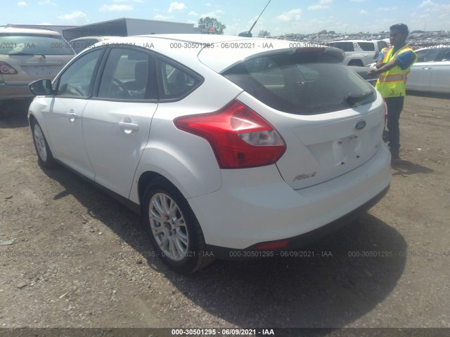 Photo 2 VIN: 1FAHP3K20CL168938 - FORD FOCUS 