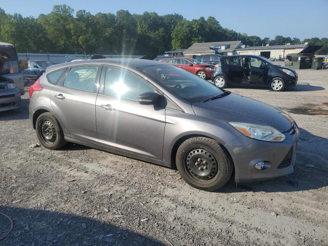 Photo 3 VIN: 1FAHP3K20CL172049 - FORD FOCUS SE 