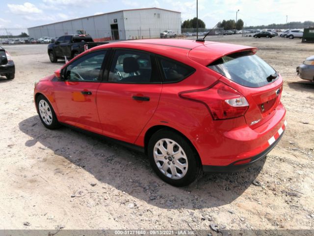 Photo 2 VIN: 1FAHP3K20CL175758 - FORD FOCUS 