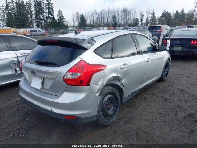 Photo 3 VIN: 1FAHP3K20CL251026 - FORD FOCUS 