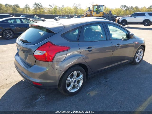 Photo 3 VIN: 1FAHP3K20CL270370 - FORD FOCUS 