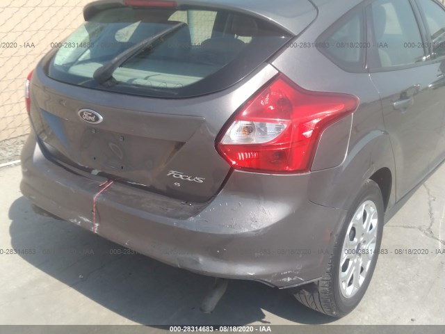 Photo 5 VIN: 1FAHP3K20CL273947 - FORD FOCUS 