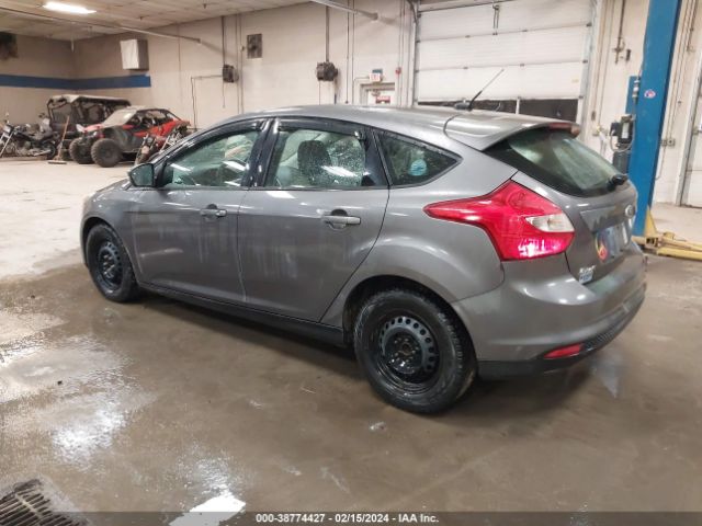 Photo 2 VIN: 1FAHP3K20CL281496 - FORD FOCUS 