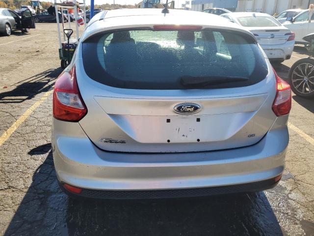 Photo 5 VIN: 1FAHP3K20CL295365 - FORD FOCUS SE 