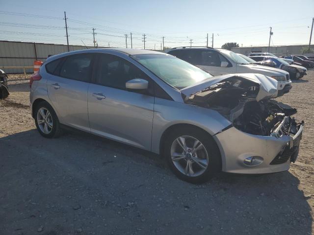 Photo 3 VIN: 1FAHP3K20CL301164 - FORD FOCUS SE 