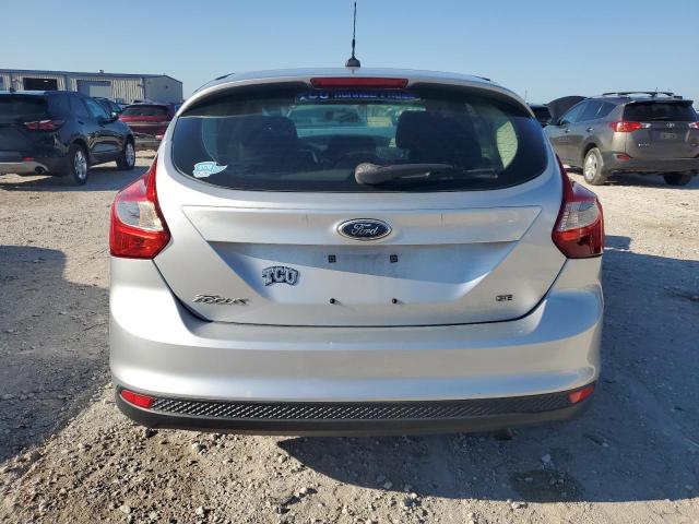 Photo 5 VIN: 1FAHP3K20CL301164 - FORD FOCUS SE 