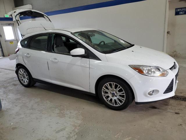 Photo 3 VIN: 1FAHP3K20CL333208 - FORD FOCUS SE 