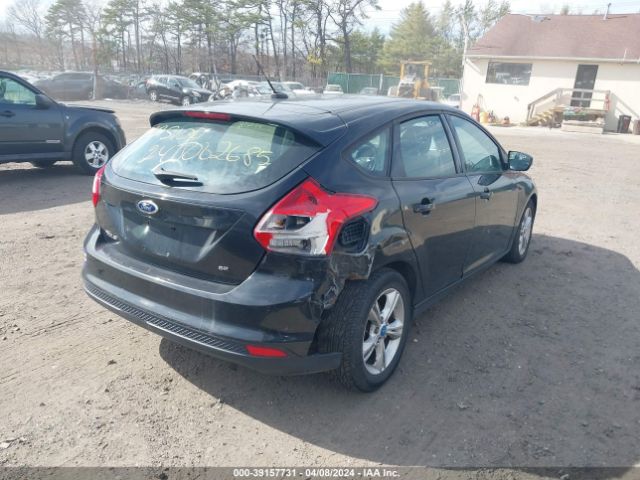 Photo 3 VIN: 1FAHP3K20CL335203 - FORD FOCUS 