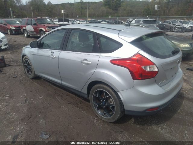 Photo 2 VIN: 1FAHP3K20CL362028 - FORD FOCUS 