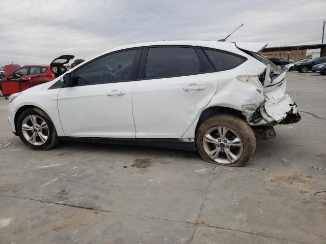 Photo 1 VIN: 1FAHP3K20CL366144 - FORD FOCUS SE 