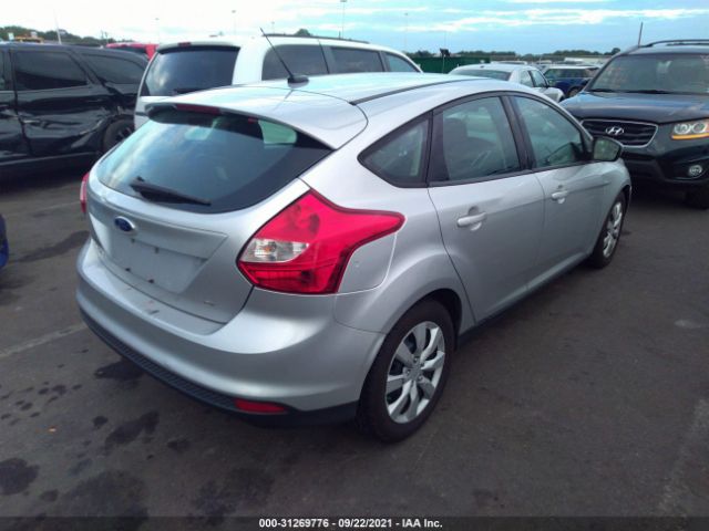 Photo 3 VIN: 1FAHP3K20CL427735 - FORD FOCUS 