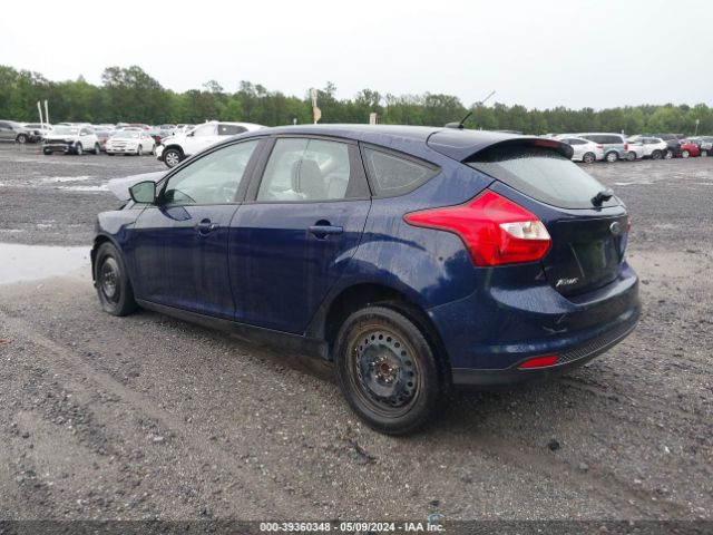 Photo 2 VIN: 1FAHP3K21CL139142 - FORD FOCUS 