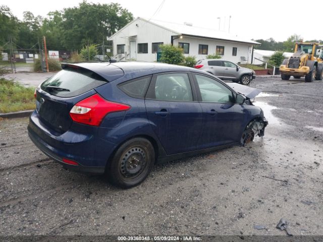 Photo 3 VIN: 1FAHP3K21CL139142 - FORD FOCUS 