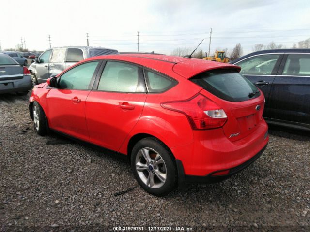 Photo 2 VIN: 1FAHP3K21CL152456 - FORD FOCUS 