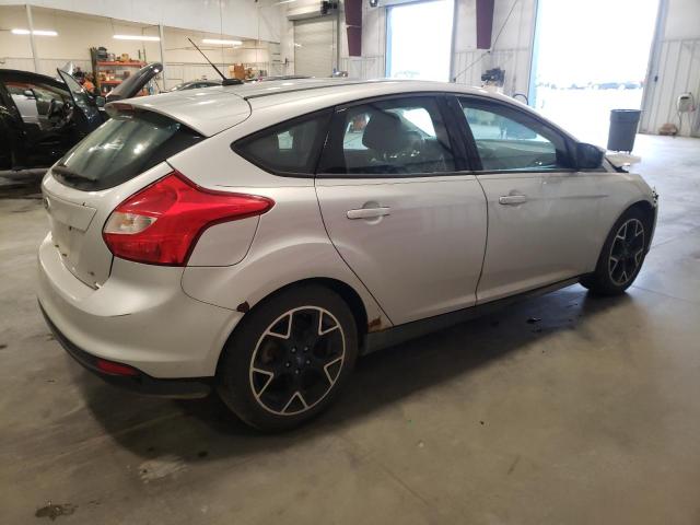 Photo 2 VIN: 1FAHP3K21CL154806 - FORD FOCUS 