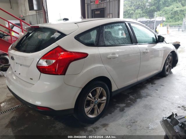 Photo 3 VIN: 1FAHP3K21CL213675 - FORD FOCUS 