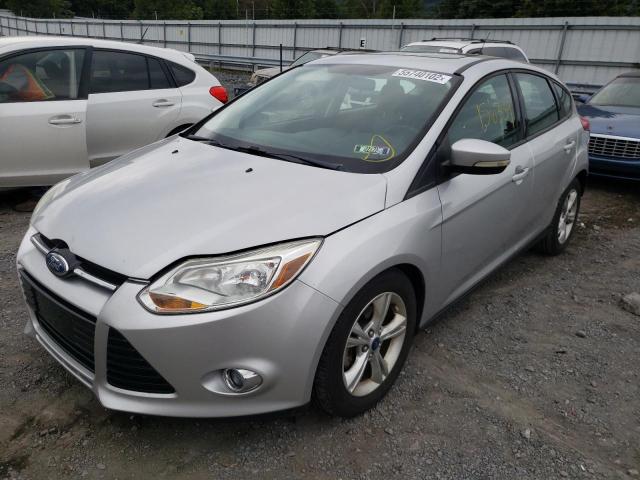 Photo 1 VIN: 1FAHP3K21CL226006 - FORD FOCUS SE 