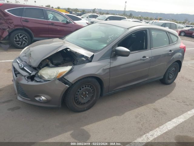 Photo 1 VIN: 1FAHP3K21CL262696 - FORD FOCUS 