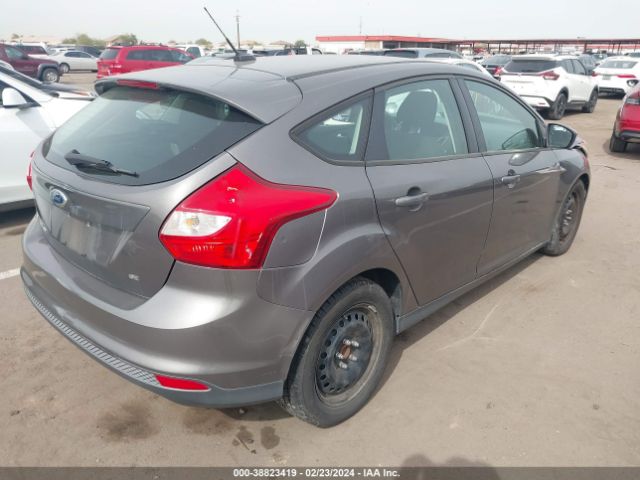 Photo 3 VIN: 1FAHP3K21CL262696 - FORD FOCUS 