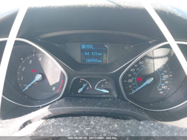 Photo 6 VIN: 1FAHP3K21CL273973 - FORD FOCUS 