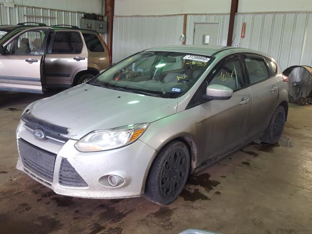 Photo 1 VIN: 1FAHP3K21CL312853 - FORD FOCUS SE 