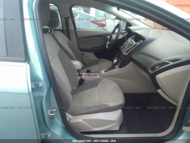 Photo 4 VIN: 1FAHP3K21CL318040 - FORD FOCUS 