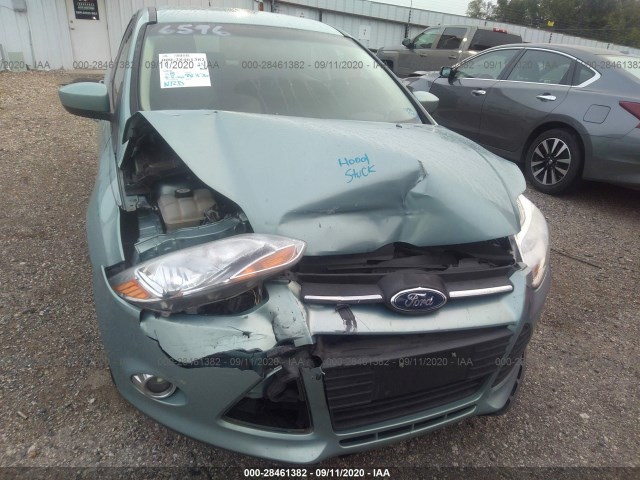 Photo 5 VIN: 1FAHP3K21CL318040 - FORD FOCUS 