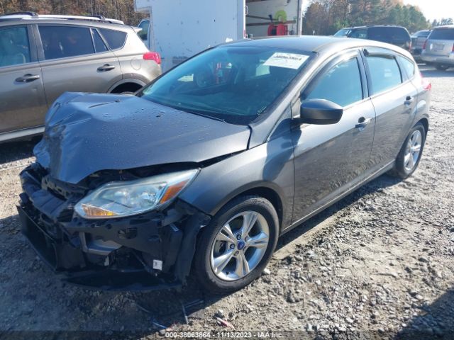 Photo 1 VIN: 1FAHP3K21CL384670 - FORD FOCUS 