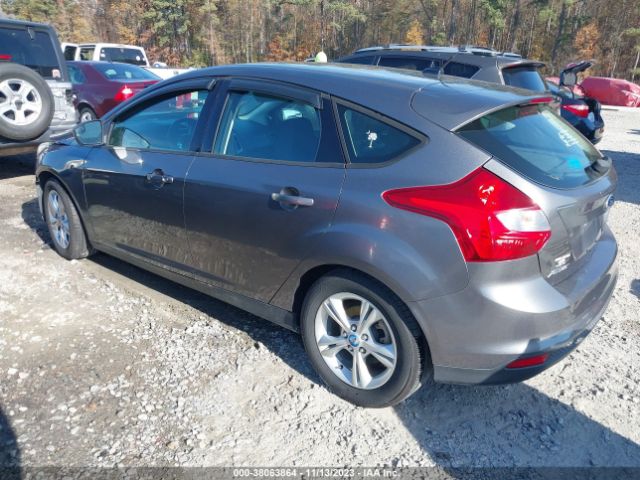 Photo 2 VIN: 1FAHP3K21CL384670 - FORD FOCUS 