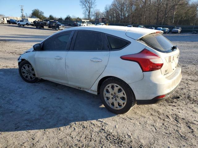 Photo 1 VIN: 1FAHP3K21CL387763 - FORD FOCUS SE 