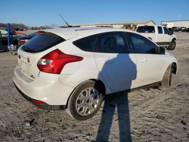 Photo 2 VIN: 1FAHP3K21CL387763 - FORD FOCUS SE 