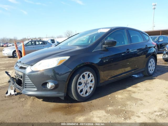 Photo 1 VIN: 1FAHP3K21CL414783 - FORD FOCUS 