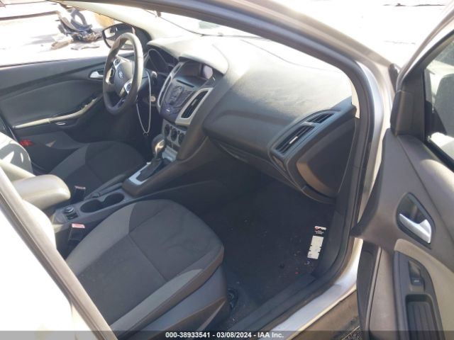 Photo 4 VIN: 1FAHP3K21CL415805 - FORD FOCUS 