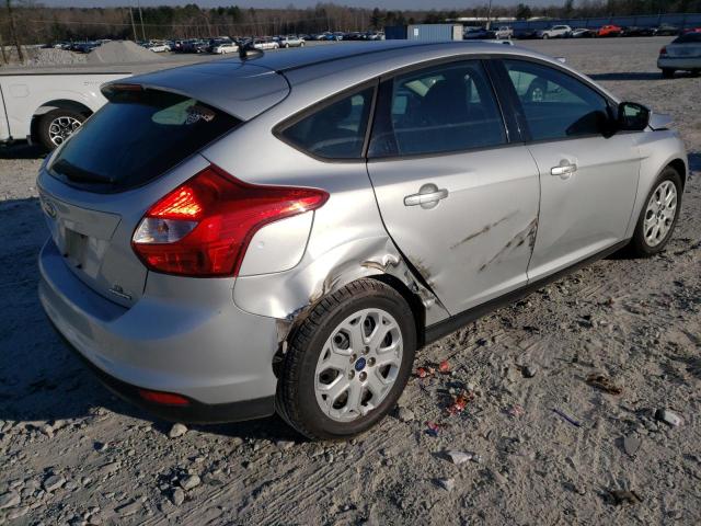 Photo 3 VIN: 1FAHP3K21CL420373 - FORD FOCUS SE 